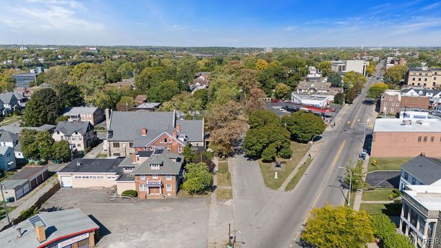 640 Park Place, Niagara Falls, NY 14301