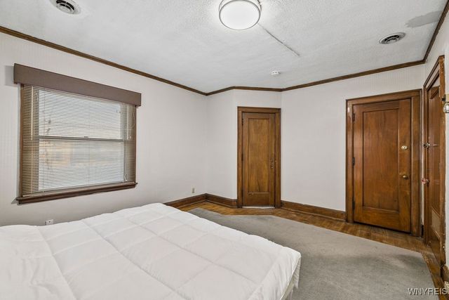 640 Park Place, Niagara Falls, NY 14301