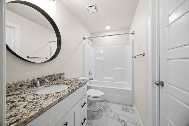 1721 Whitney Lane, Rogers, AR 72758