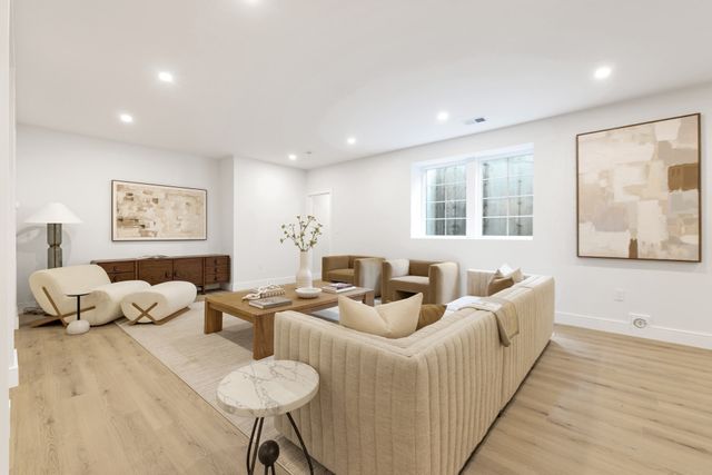 101 Alban Road, Newton, MA 02468