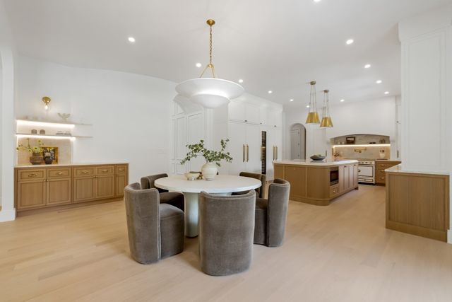 101 Alban Road, Newton, MA 02468