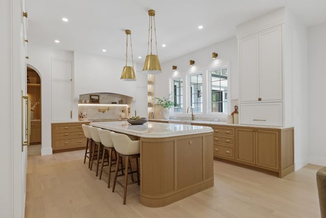 101 Alban Road, Newton, MA 02468