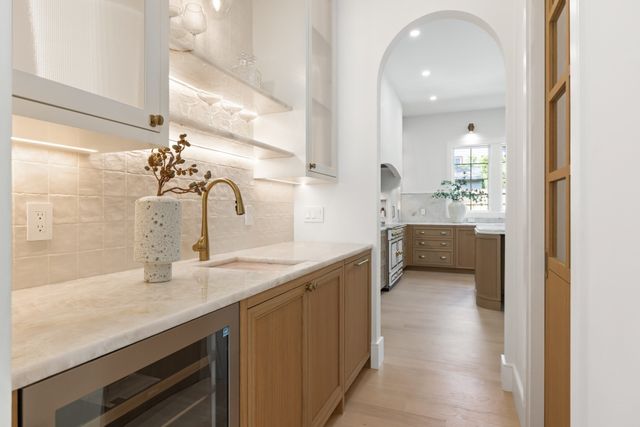101 Alban Road, Newton, MA 02468
