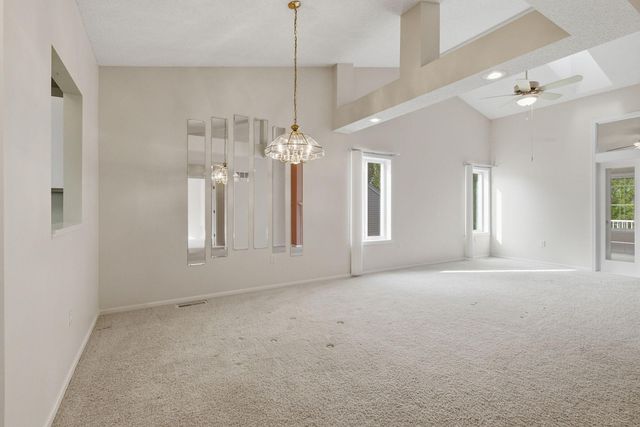 18681 Kalmar Trail, Lakeville, MN 55044