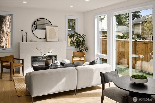 11413 NE 91st Street, Kirkland, WA 98033