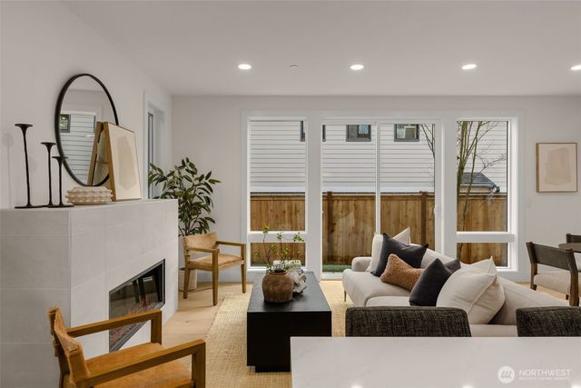 11413 NE 91st Street, Kirkland, WA 98033