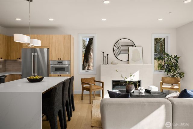 11413 NE 91st Street, Kirkland, WA 98033