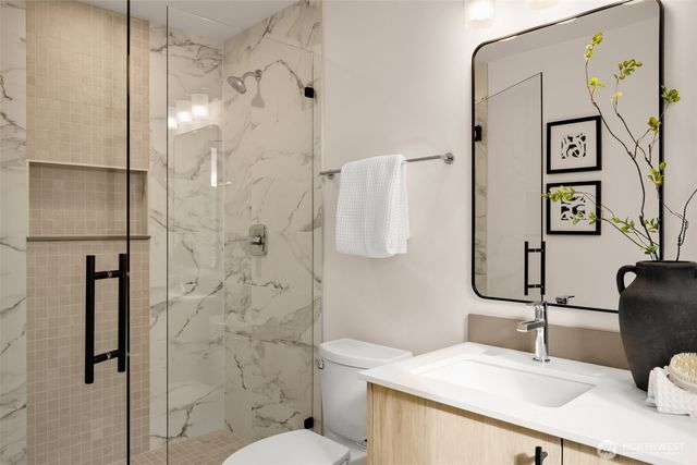 11413 NE 91st Street, Kirkland, WA 98033