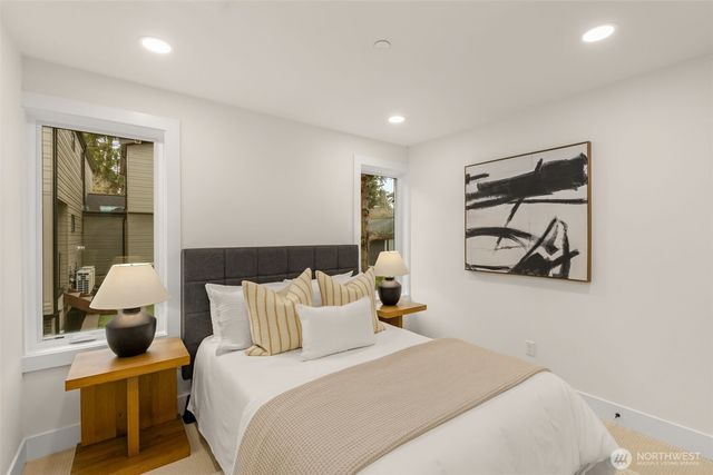 11413 NE 91st Street, Kirkland, WA 98033