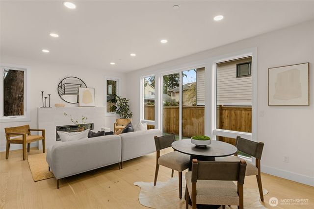 11413 NE 91st Street, Kirkland, WA 98033