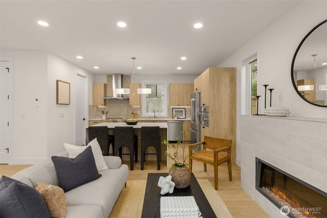 11413 NE 91st Street, Kirkland, WA 98033