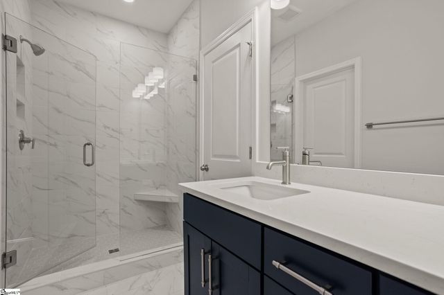 220 Lake Greenwood Boulevard, Greenwood, SC 29649