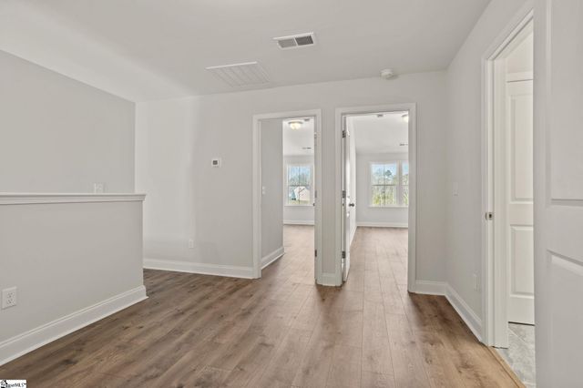 220 Lake Greenwood Boulevard, Greenwood, SC 29649