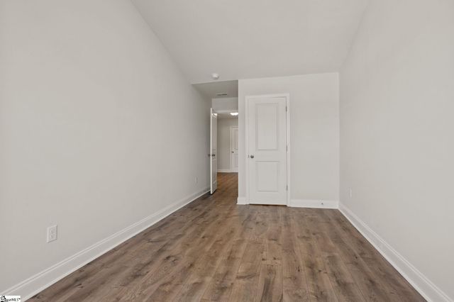 220 Lake Greenwood Boulevard, Greenwood, SC 29649