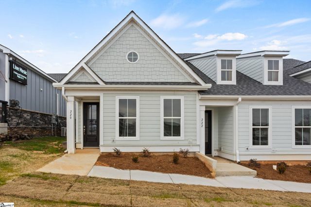 220 Lake Greenwood Boulevard, Greenwood, SC 29649