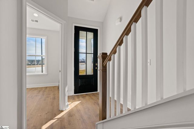 220 Lake Greenwood Boulevard, Greenwood, SC 29649