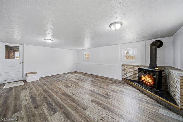 15904 Claridon Troy Road, Burton, OH 44021