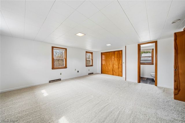 15904 Claridon Troy Road, Burton, OH 44021