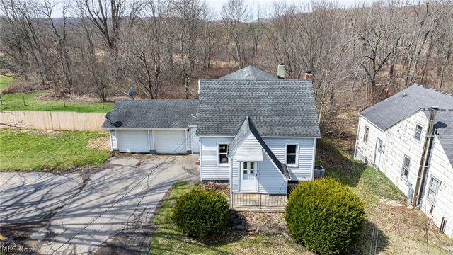 15904 Claridon Troy Road, Burton, OH 44021