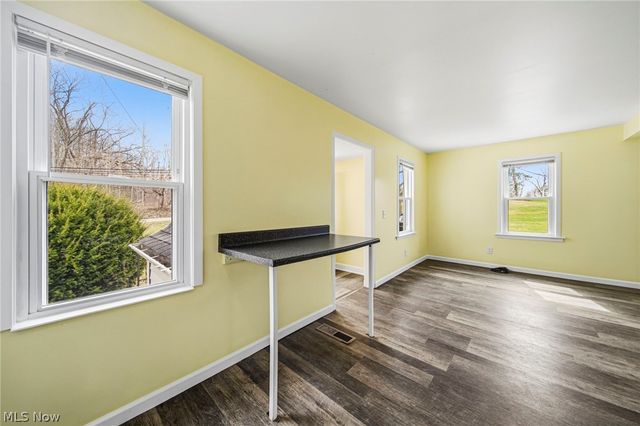 15904 Claridon Troy Road, Burton, OH 44021