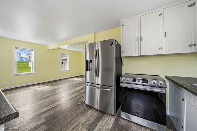 15904 Claridon Troy Road, Burton, OH 44021