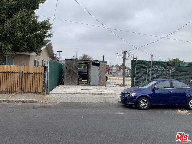 1453 E 99th Street, Los Angeles, CA 90002