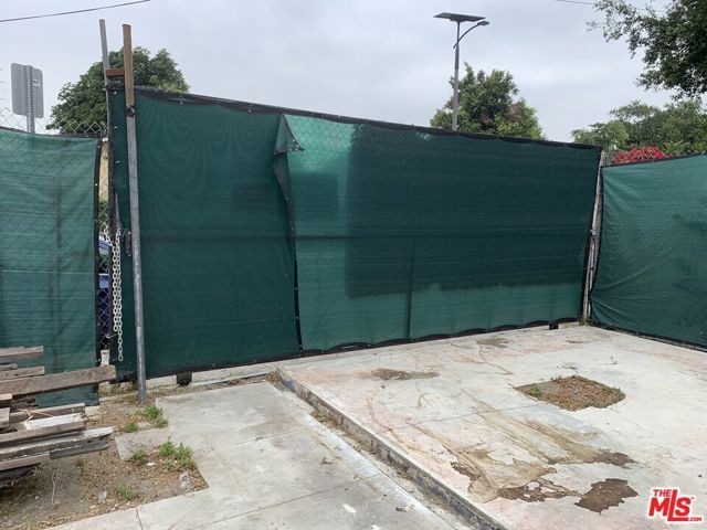 1453 E 99th Street, Los Angeles, CA 90002
