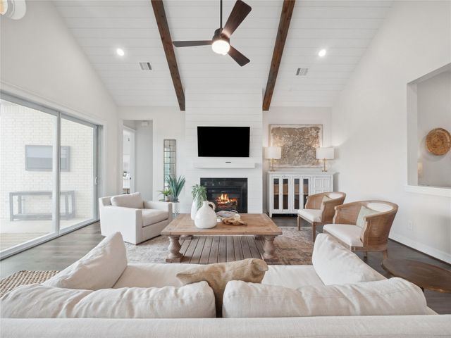 1817 N Wildflower Drive, Deer Park, TX 77536