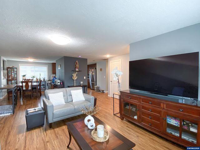 4912 Settlers Dr NE, Salem, OR 97305