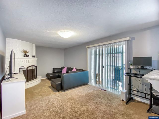 4912 Settlers Dr NE, Salem, OR 97305