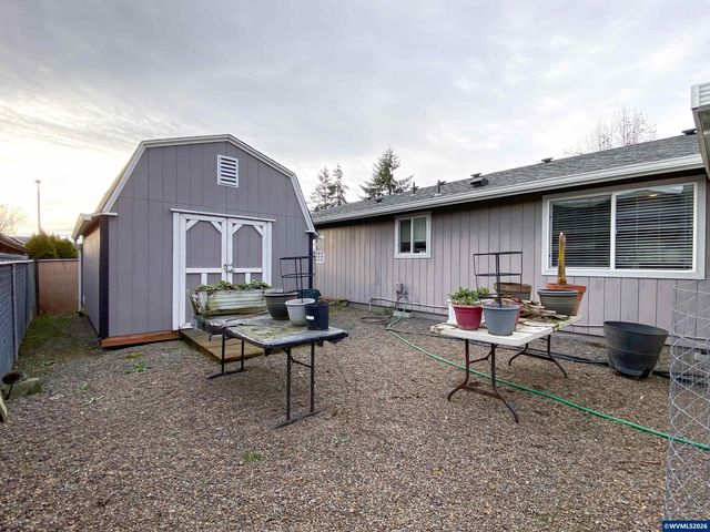 4912 Settlers Dr NE, Salem, OR 97305