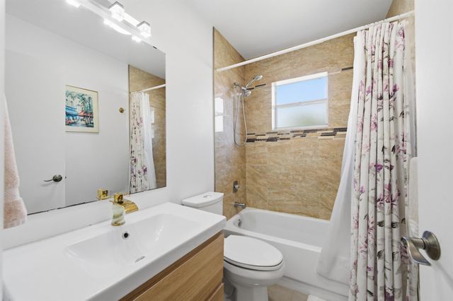 321 Piedmont G, Delray Beach, FL 33484