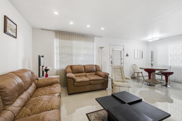 321 Piedmont G, Delray Beach, FL 33484