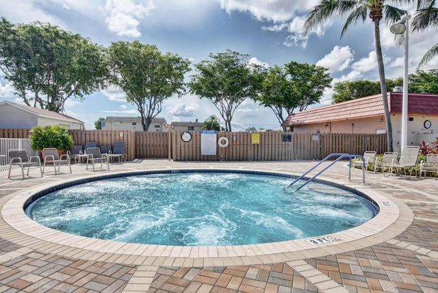 321 Piedmont G, Delray Beach, FL 33484