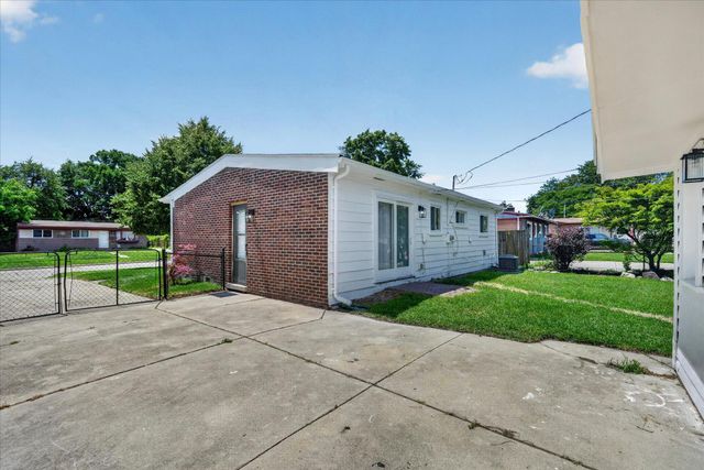 34330 Florence Street, Westland, MI 48185