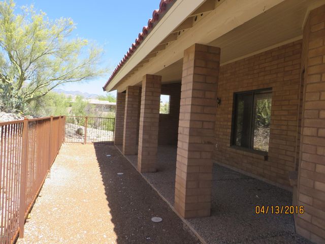 5121 N Apache Hills Trail, Tucson, AZ 85750