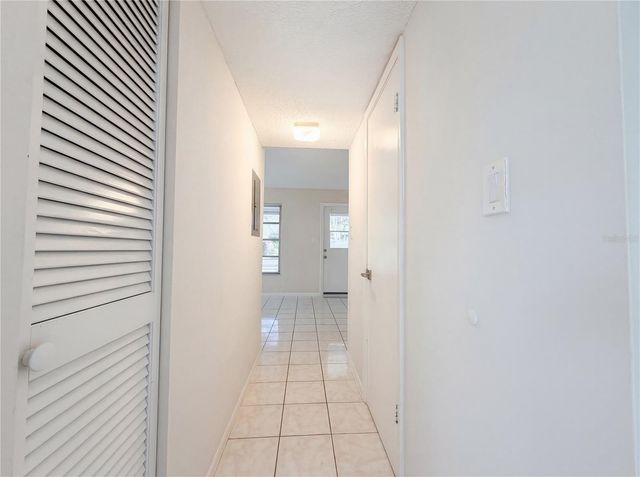 219 AMHERST AVENUE 105, Sarasota, FL 34232