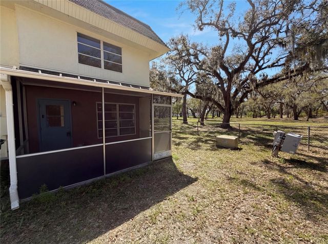 219 AMHERST AVENUE 105, Sarasota, FL 34232