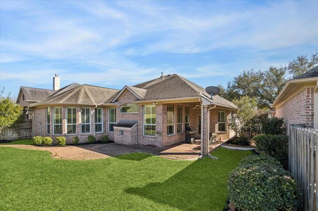 8923 Four Leaf Drive, Sugar Land, TX 77479