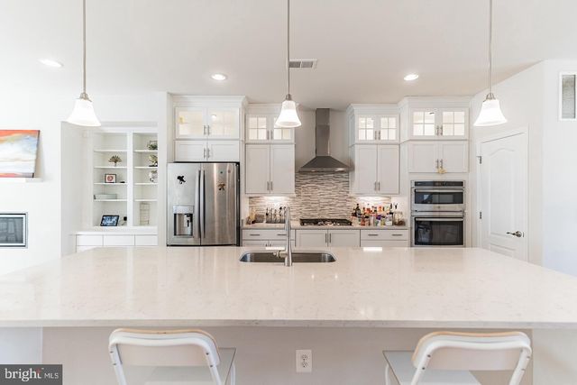 3057 ALAN SHEPARD, Oak Hill, VA 20171