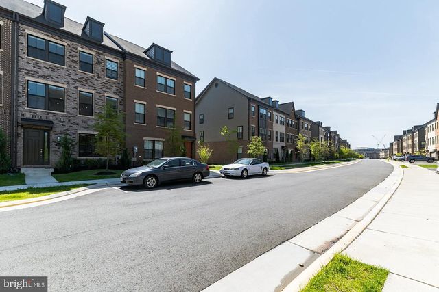 3057 ALAN SHEPARD, Oak Hill, VA 20171
