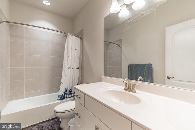 3057 ALAN SHEPARD, Oak Hill, VA 20171