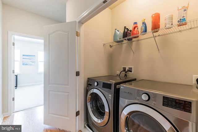 3057 ALAN SHEPARD, Oak Hill, VA 20171