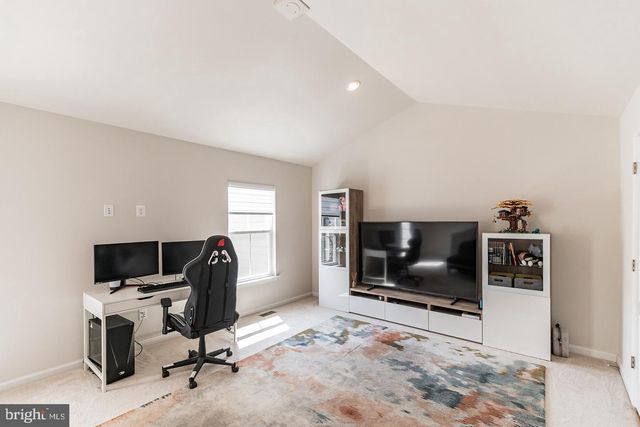 3057 ALAN SHEPARD, Oak Hill, VA 20171