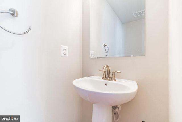 3057 ALAN SHEPARD, Oak Hill, VA 20171