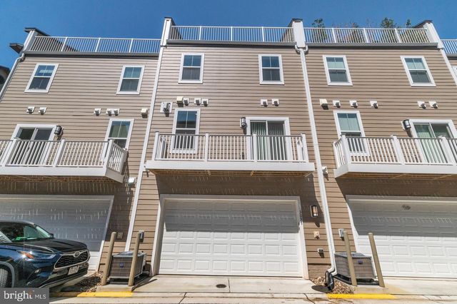 3057 ALAN SHEPARD, Oak Hill, VA 20171