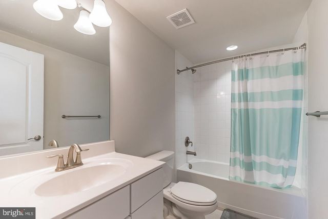 3057 ALAN SHEPARD, Oak Hill, VA 20171