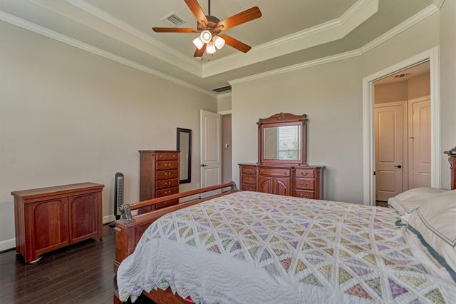 271 Spotted Saddle Court, The Woodlands, TX 77382