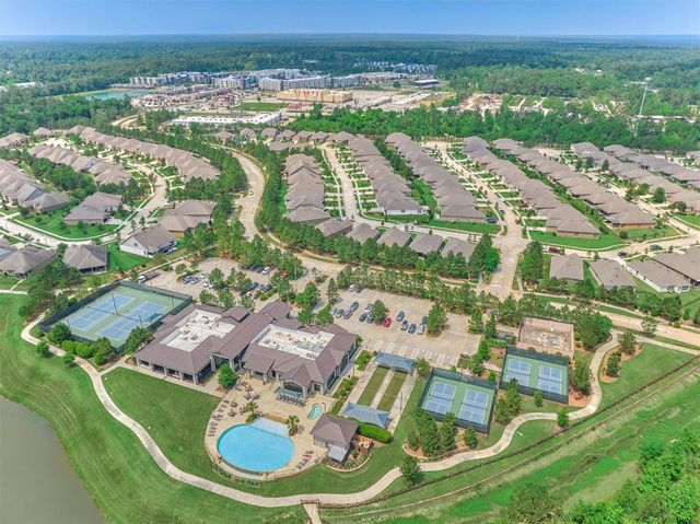 271 Spotted Saddle Court, The Woodlands, TX 77382