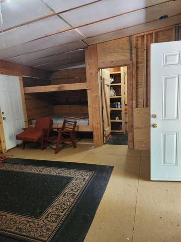 140 Mud Hill Rd, Dover, TN 37058